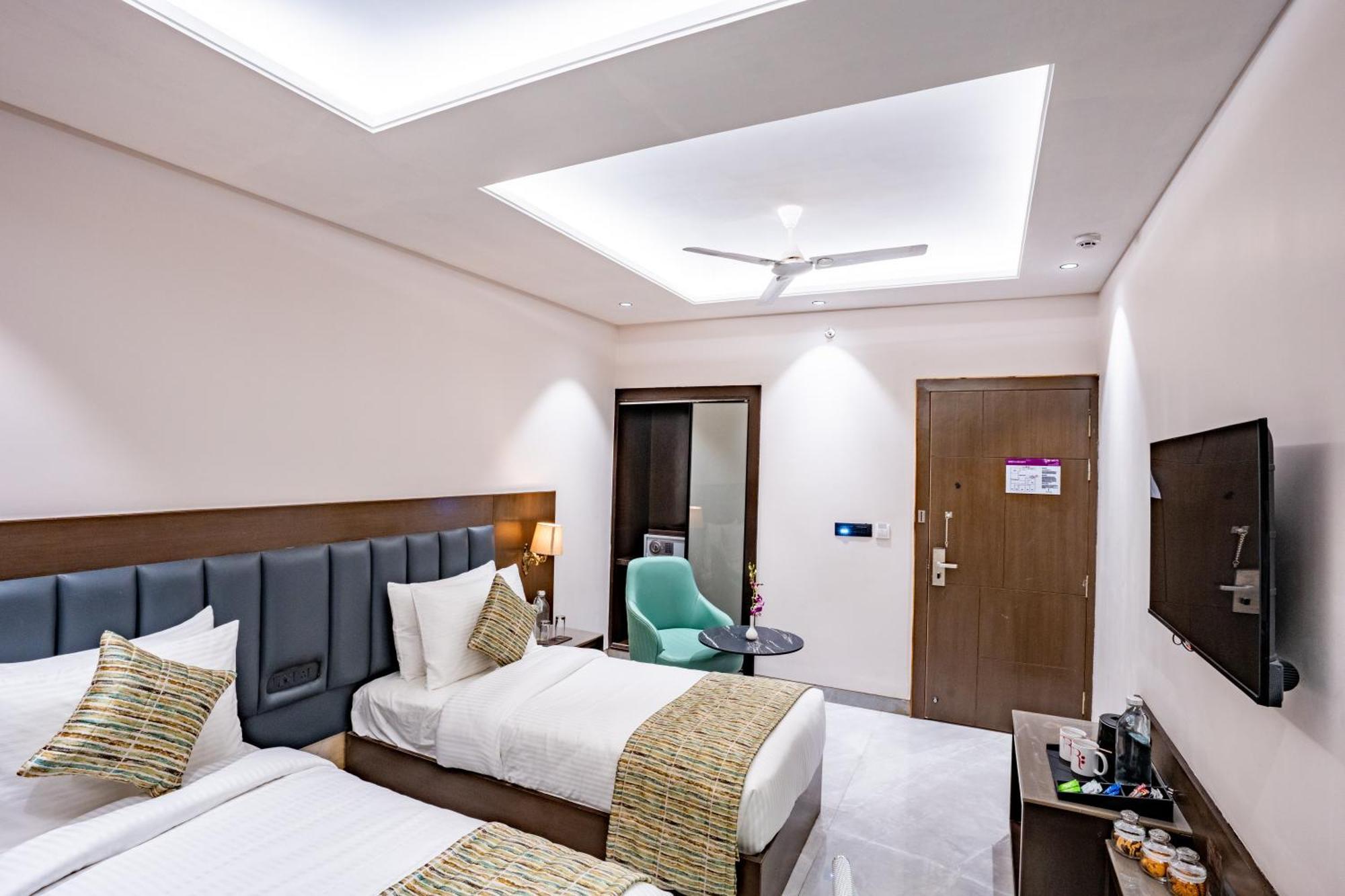 Regenta Place Raaj Agra, Tajganj Agra  Dış mekan fotoğraf