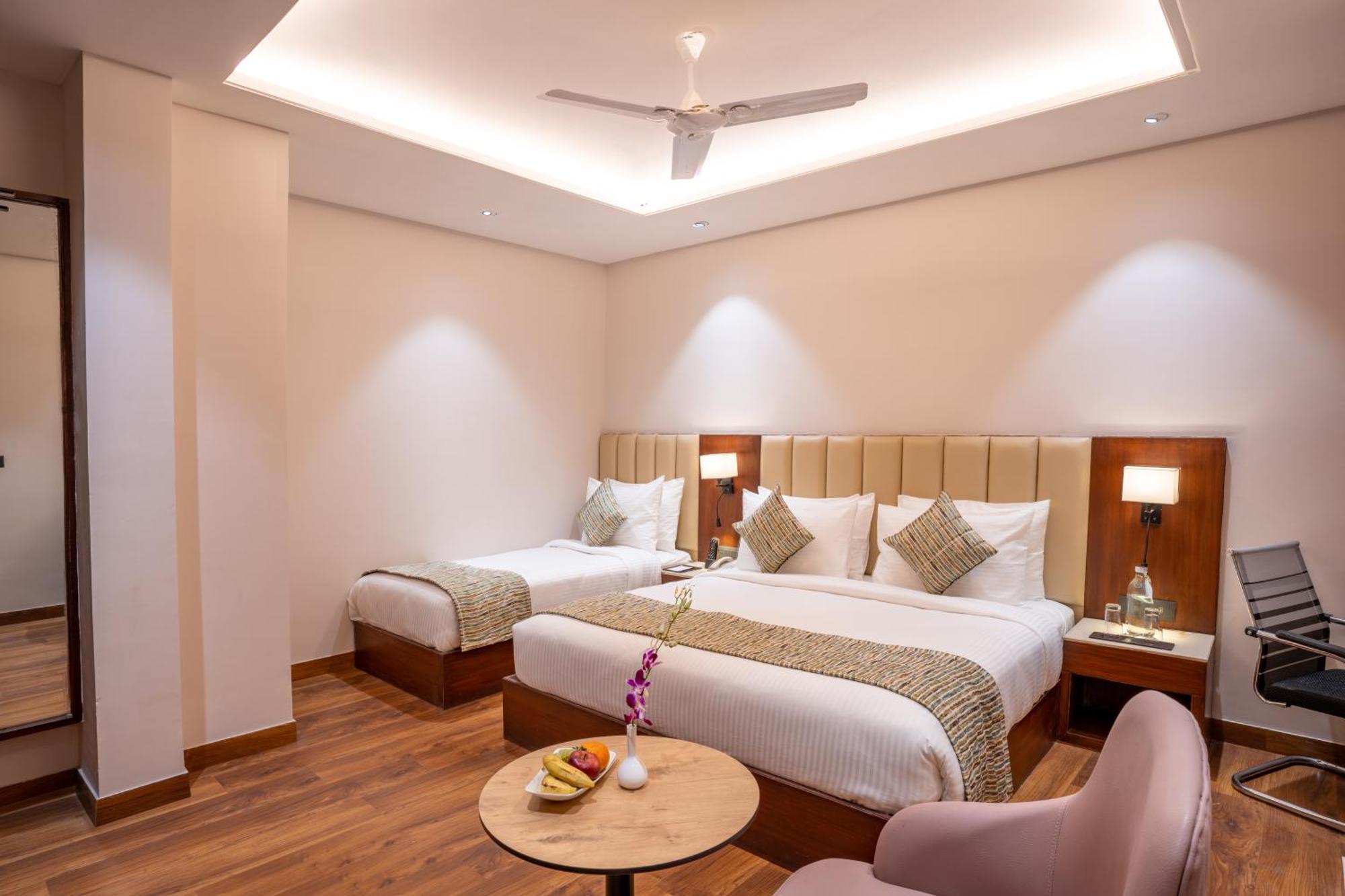Regenta Place Raaj Agra, Tajganj Agra  Dış mekan fotoğraf