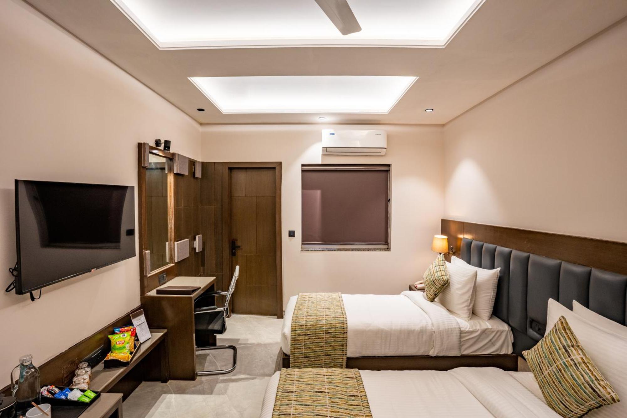 Regenta Place Raaj Agra, Tajganj Agra  Dış mekan fotoğraf